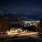 Skogstad Lodge, * 海姆瑟达尔