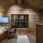 度假居 Skogstad Lodge, *