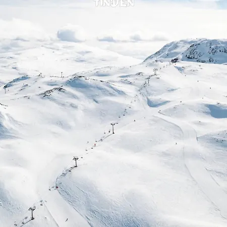 Skogstad Lodge,