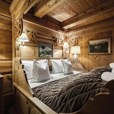 Skogstad Lodge, Holiday home