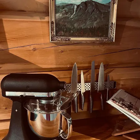 Skogstad Lodge,
