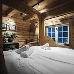 Skogstad Lodge, ヘムセダール