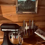 Skogstad Lodge,