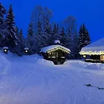 別荘 Skogstad Lodge, *