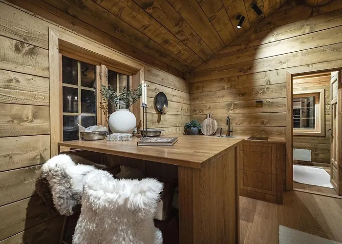 Skogstad Lodge, Holiday home *