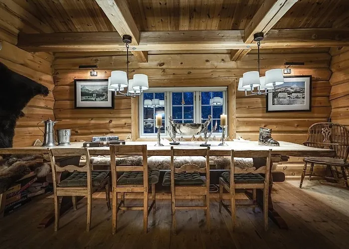 Skogstad Lodge, *